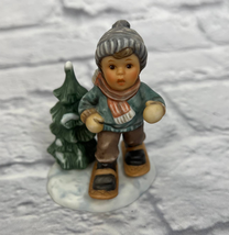 Goebel Berta Hummel Figurine Dashing Through The Snow BH 99 Boy Tree Sno... - $16.78