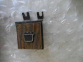 1970 CADILLAC DEVILLE FLEETWOOD LEFT DASH BEZEL LOGO TRIM USED OEM - €57,73 EUR