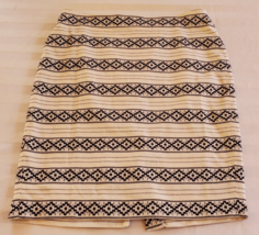 Ann Taylor white &amp; Black Southwest Style Pencil Straight Skirt Misses Size 8 Cot - £17.13 GBP