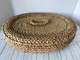 VTG Straw Wicker Rattan Woven Set of 6 - 18” Oval Placemats &amp; Wicker Container - £37.25 GBP