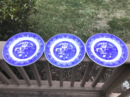 Blue Willow Ware Royal China 10” Dinner Plates 1940s-50s SET OF 3 - £17.88 GBP