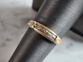 Womens Vintage Estate 10K Yellow Gold Diamond Ring 1.9g E7294 - £137.03 GBP