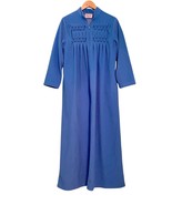 Vintage 70s Kayser Robe Size Medium Cornflower Blue Velour Long Pintuck ... - $498.22 MXN