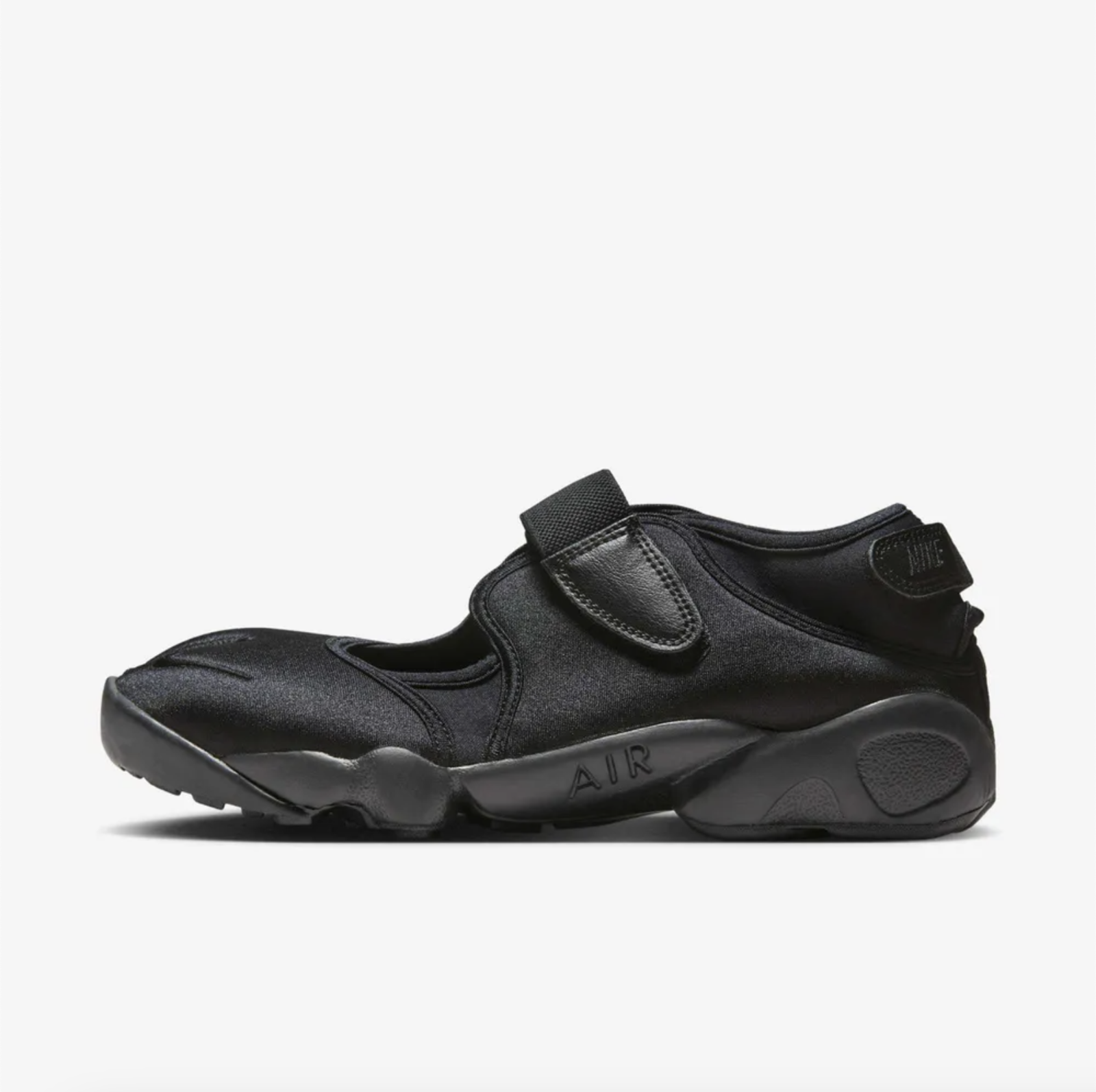 Nike Air Rift W - Triple Black (IH1990-010) - $117.99