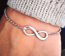 New Women&#39;s Silver metal  Infinity Bracelet Jewelry - £7.08 GBP