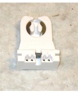 Leviton 13353-N -Standard Fluorescent Lampholder, Quickwire 18AWG, WHITE - $121.27 MXN