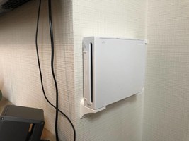 Nintendo Wii Console Wall Mount - Sleek, Secure &amp; Space-Saving Design - 18 Color - £9.57 GBP