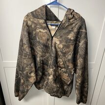 Vintage Sasquatch Camo Jacket Mens Size Large Made In USA - $39.06