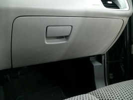EQUINOX   2011 Glove Box 104738660 - $1,082.89 MXN