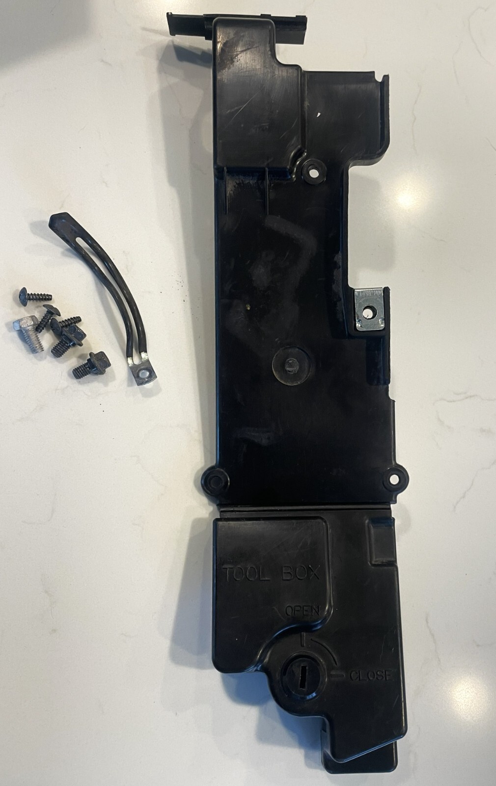 2001 - 2007 Honda SHADOW Spirit Aero VT750 OEM BATTERY BOX & COVER & TOOL COVER Item image 8