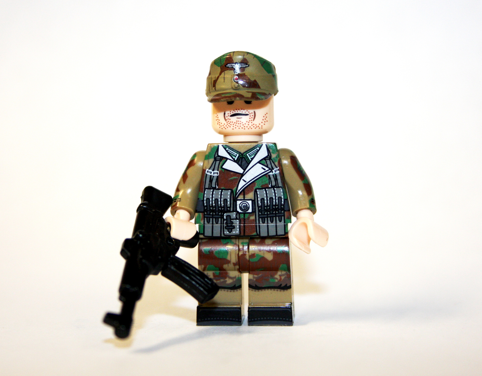 Minifigure German Lieutenant Ww2 Army Splinter Camo US Seller - $7.98