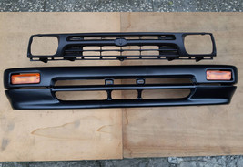 Black Grille Front Bumper Bar Valance Turn Light For Toyota Pickup 1989-1995 2WD - £272.58 GBP