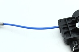 2006-2013 LEXUS IS250 IS350 GAS FUEL LID DOOR POWER ACTUATOR H1433 image 3