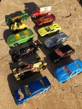 Lot Of 12 Hot Wheels Assorted Cars For Parts Or Restore - £23.90 GBP