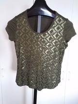 Liz Claiborne Ladies Ss Rayon Stretch Knit TOP-PM-WORN ONCE-SEQUINNED FRONT-CUTE - £4.61 GBP