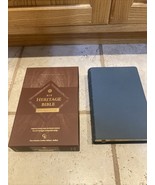 NIV Heritage Bible PASSAGGIO  Single Column GL BUFFALO BLUE READING PLAN - €55,91 EUR NIV Heritage Bible PASSAGGIO  Single Column GL BUFFALO BLUE READING PLAN - €55,91 EUR