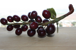 Polished Stone Fruit Sculptures Red Stone Grape Cluster with Jadeite Leaves - £37.48 GBP