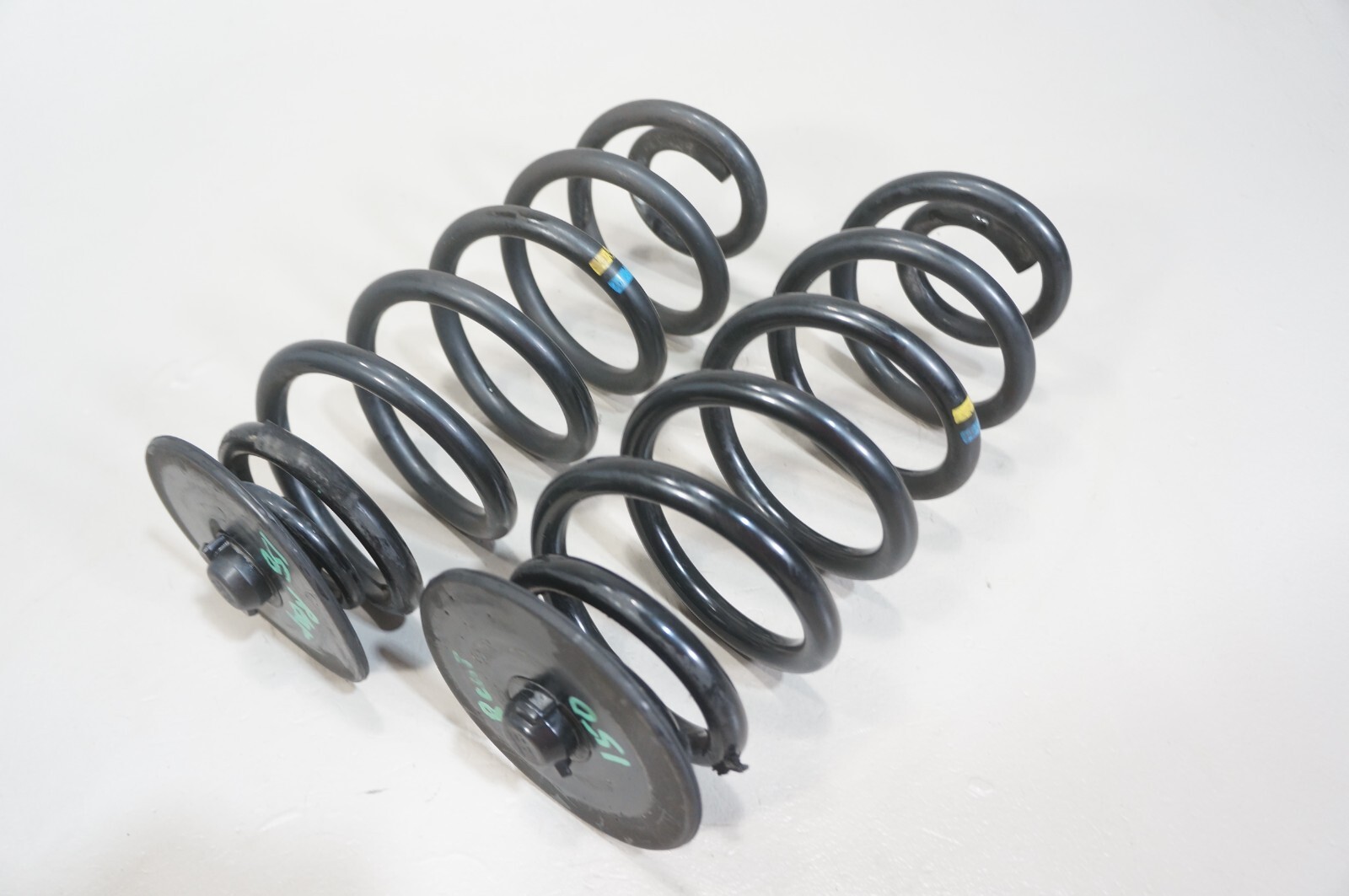 2007-2013 bmw e70 x5 3.0l rear right left suspensions springs coil over pair Item image 8