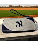 MLB New York Mets Curve CreditCard Zip Organizer Ladies Wallet Blue Wris... - $20.36 CAD