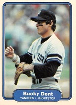 1982 Fleer #33 Bucky Dent New York Yankees ⚾ - £0.70 GBP