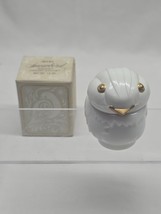 Vintage AVON SNOWBIRD Sonnet Cream Sachet Decanter With Original Box - FULL - $9.58