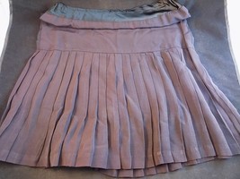 WOMENS SKIRT PURPLE Pleated Size 10 Stretch Pleated Ladies Skirt - $9.89