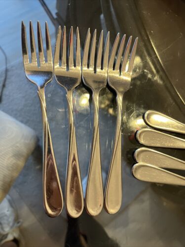 4 Oneida USA Stainless FLIGHT/RELIANCE Glossy Salad Forks 6 3/4&quot; Flatware - $17.33