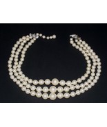 Necklace Pearl Silver Tone Triple Strand Costume Jewelry Vintage 1950&#39;s ... - $474.98 MXN