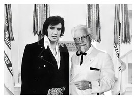 Elvis Presley And Colonel Sanders Kfc 5X7 B&amp;W Celebrity Photo - £6.66 GBP