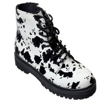 QUPID Women&#39;s Shoes B&amp;W Daisy Cow Print Combat Boots Size US 8, Eur 39 - £27.72 GBP