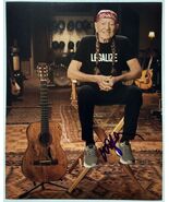 Willie Nelson Signed Autographed Glossy 8x10 Photo - $2,751.43 MXN