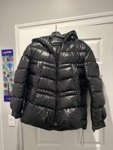 Authenticity Guarantee

Moncler Mainline Clair Hooded Down Jacket Sz2 - $1,386.00