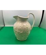 Vintage Wedgwood / Etruria Strawberry &amp; Vine Jug 7 1/4&quot; * - $79.99