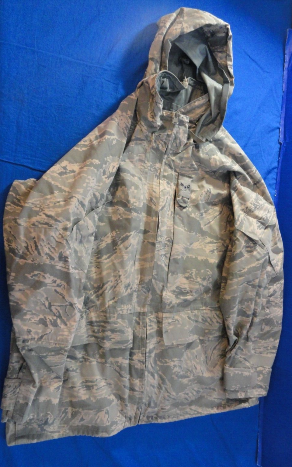 Primary image for PARKA GORE-TEX ALL PURPOSE ENVIRONMENTAL CAMOUFLAGE APECS USAF ABU LARGE