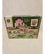 John Deere Farm In A Box Playset - $458.48 MXN