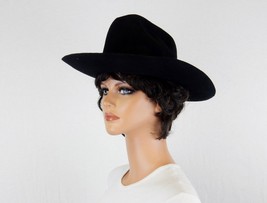 Vintage Black Felt Hat, Wide Brim, Western Style Crown, Sized Medium, Made in US - £38.41 GBP