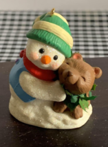 Hallmark Snow Buddies Snowman bear Ornament 2002 - £11.99 GBP