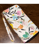 Floral Wristlet Wallet New - $16.51 CAD
