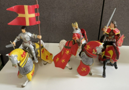 Papo Draped Horse Red Yellow Knights Medieval Castle King Knight flag figures - £23.70 GBP