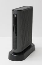 Motorola MT7711 Dual Band AC1900 Cable Modem and Wi-Fi Gigabit Router image 2