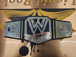 WWE World Heavyweight Champion Belt Replica 2012 Mattel Kids Toy Wrestli... - $9.85