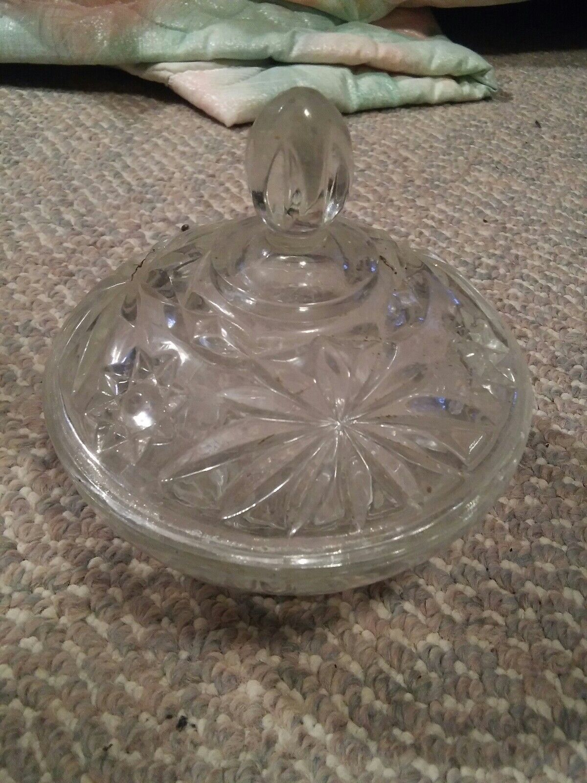 000 Cute Pressed Glass Style Candy Dish With Lid Clear Star Sun Burst - $7.99
