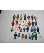 30 Vintage Space assorted Legos Mini figures lot - $1,405.25 MXN