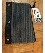 School Pencil Pouch Knit Black - $312.81 MXN