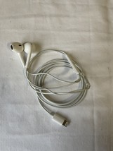Apple EarPods Headphones with Lightning Connetor - e595 - $102.09 MXN