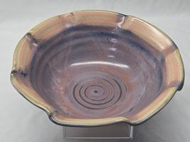 Signed BLEDSOE 2013 Pottery Tulip Bowl Classic Swirl Pattern &amp; Blue Drip... - $465.87 MXN