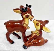 Vintage Napco Christmas Kissing Reindeer w Bells Salt Pepper - $1,393.74 MXN