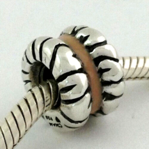 Authentic Chamilia Molded Hearts Charm Na-31, Sterling Silver, New - $374.29 MXN