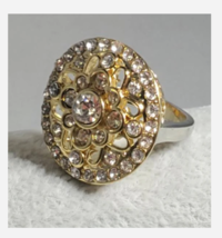 SILVER AND GOLD ROUND RHINESTONE COCKTAIL RING SIZE 6 7 8 9 10 - £31.46 GBP