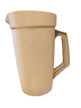 Vintage Tupperware Pitcher w/ Push Button Lid  #800-7 Tan Lemonade Juice Tea - £15.36 GBP